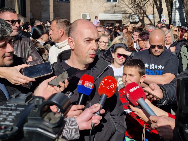 Protest-trebinje-otac.jpg