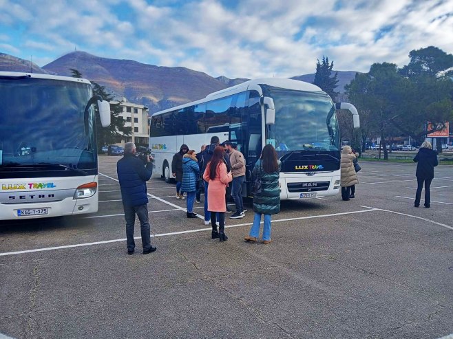 autobus-trebinje-miting-banjaluka.jpg