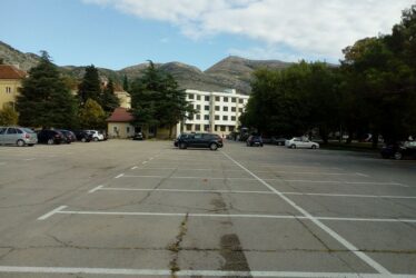 parking-bivša-kasarna.jpg