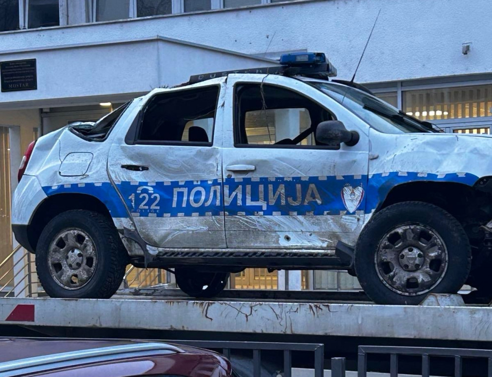 policijski-auto-nesreca.jpg