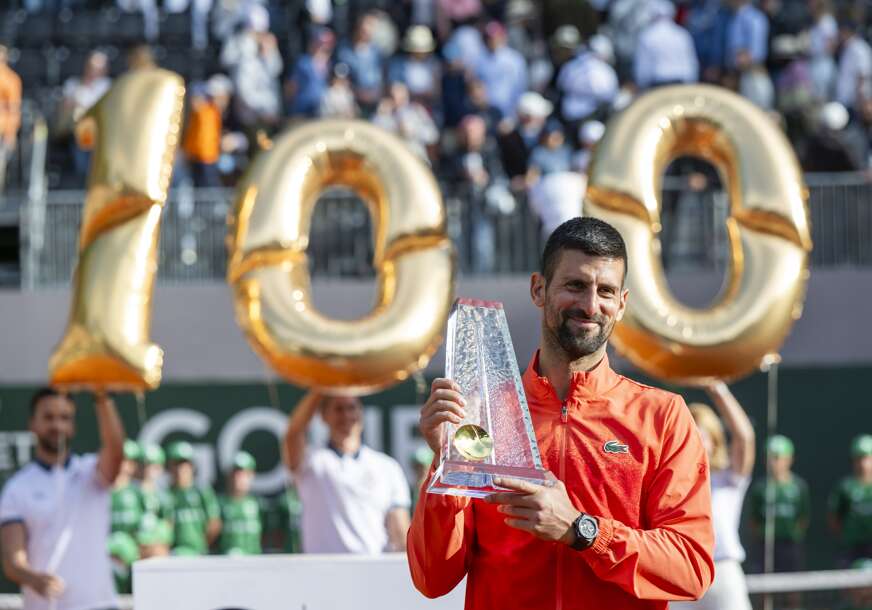 djokovic-100.jpg