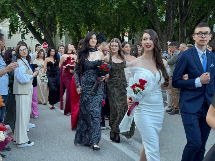 gimnazija6 (1).jpg