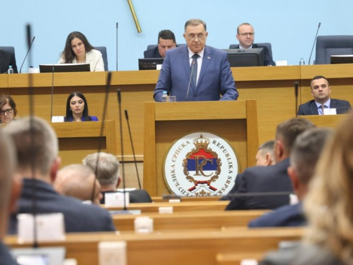 milorad-dodik-skupstina.jpg