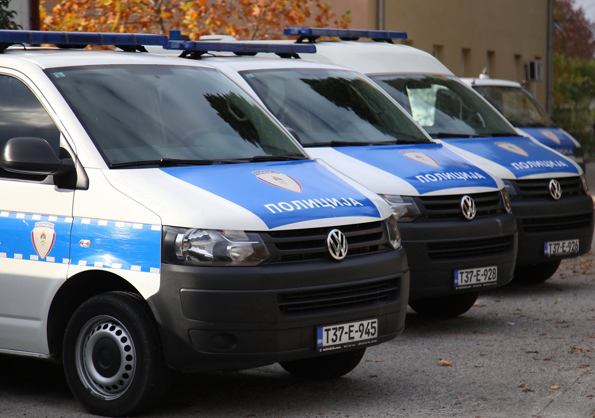 Policija 3.jpg