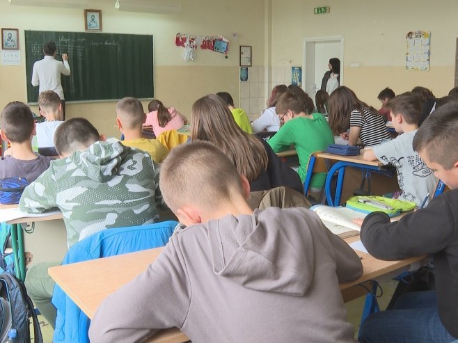 djaci-skola.jpg
