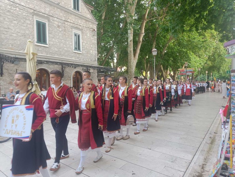 folklor-tb (1).jpg