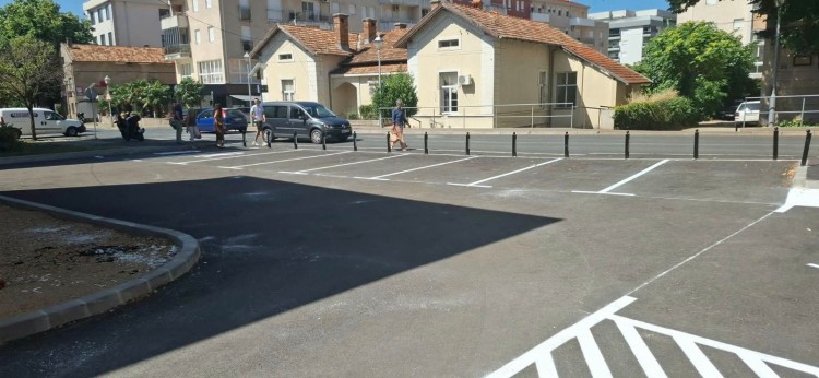 parking-dispanzer-trebinje (1).jpg