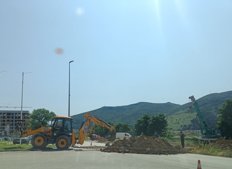 radovi-na-putu-trebinje1 (1).jpg