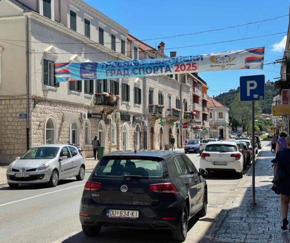 trebinje-glavna-ulica3 (1).jpg