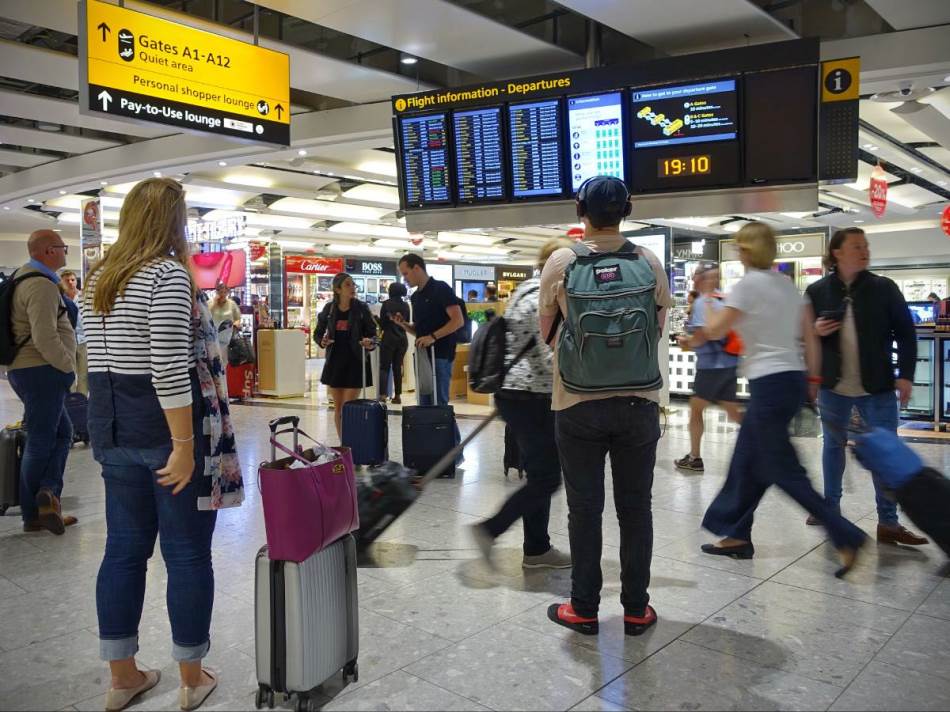 Aerodrom-u-Londonu-1590445315.jpg