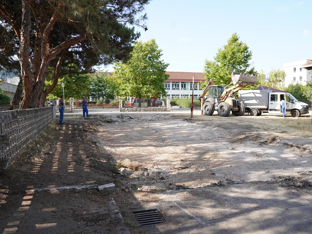ulica-kod-skole.jpg