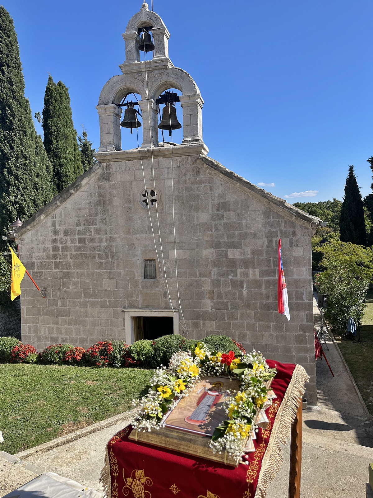 manastir-duzi-slava.jpeg