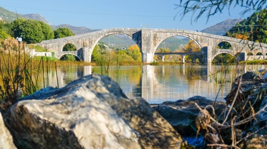 Perovic-Arslanagic-bridge.jpg