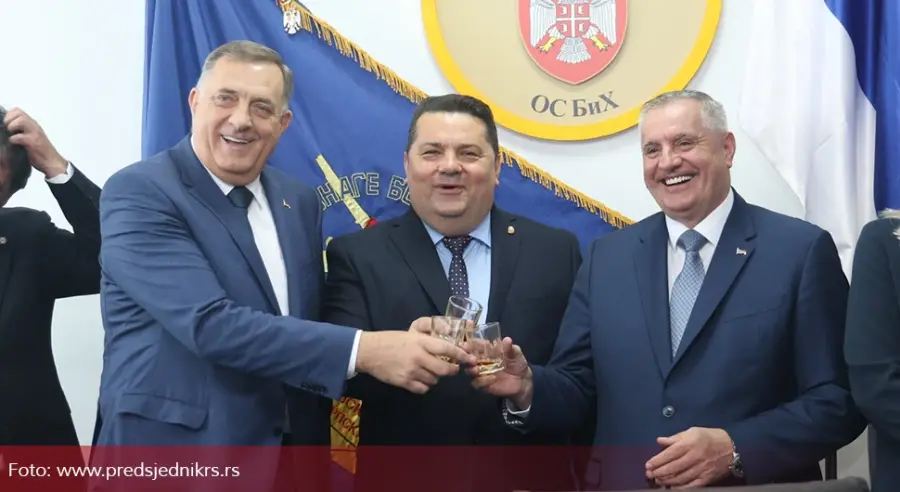 dodik stevandic viskovic.jpg