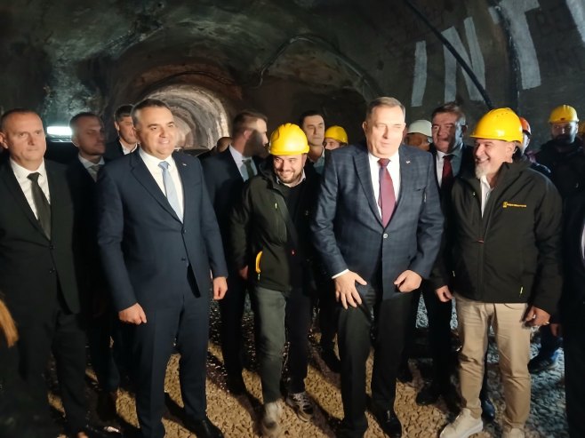 dodik-minic-tunel.jpg