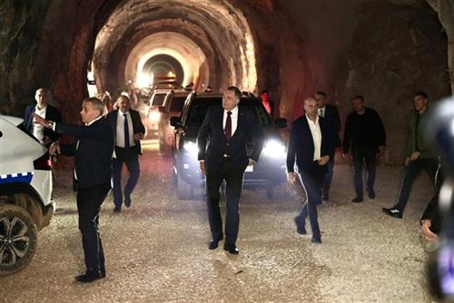 dodik-tuneel.jpg