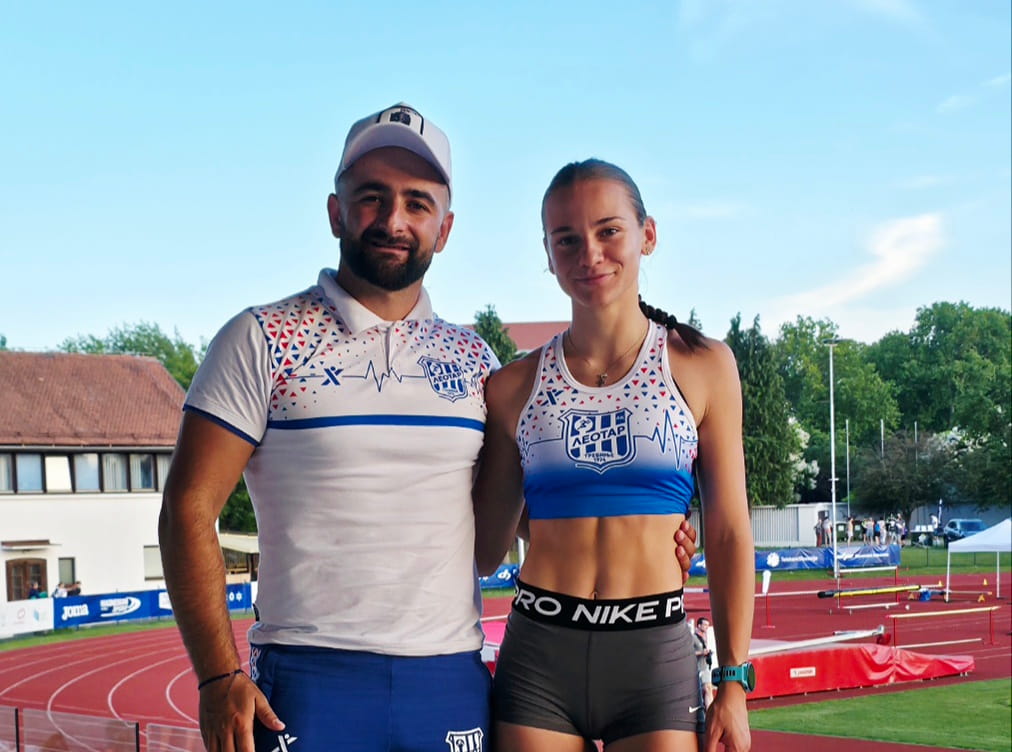 Sara mijanovic ak leotar.jpg