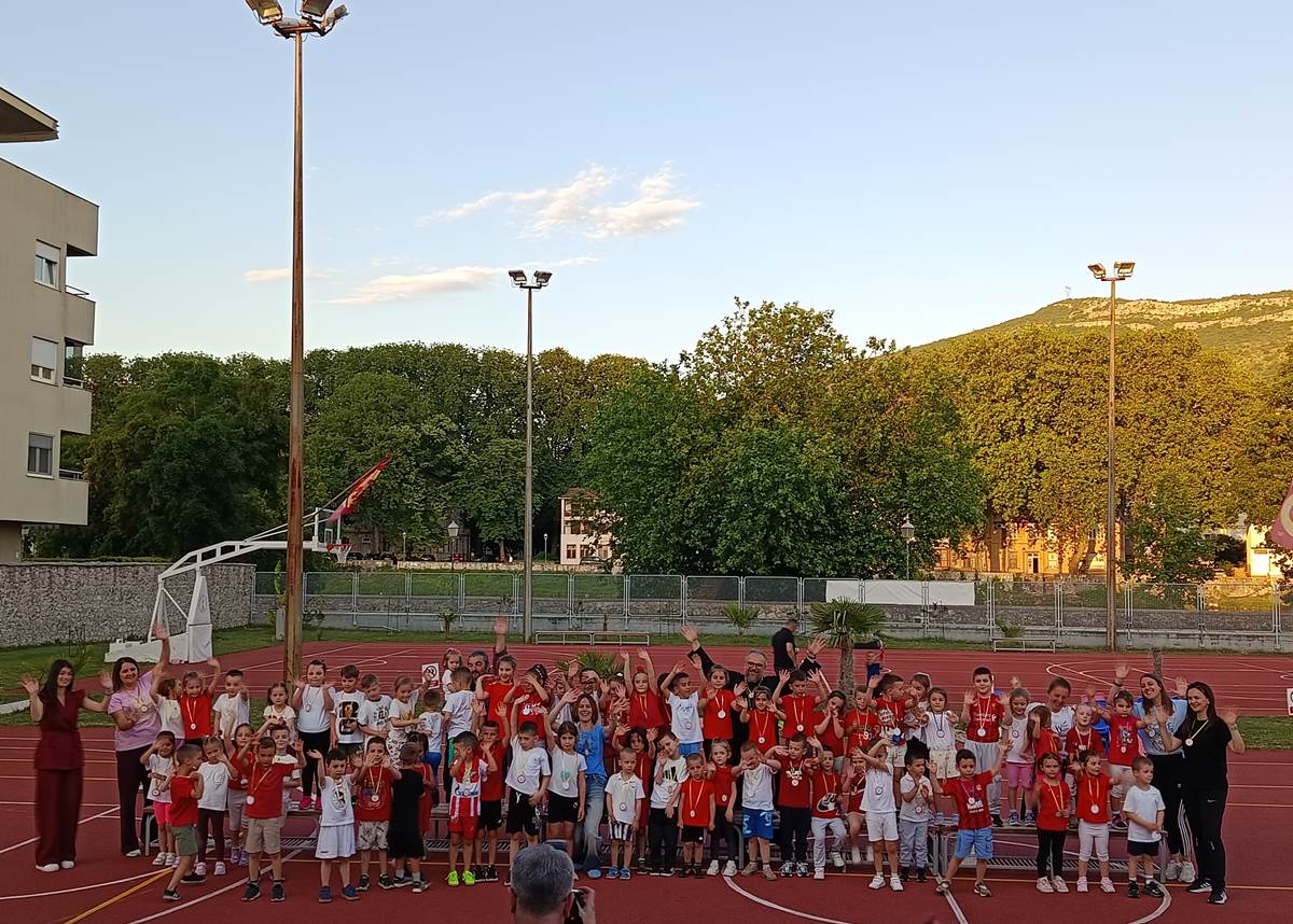 Zajednicka fotografija.jpg