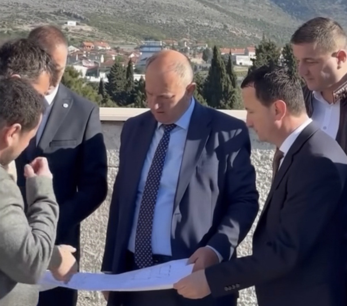 Gimnazija obilazak.jpeg