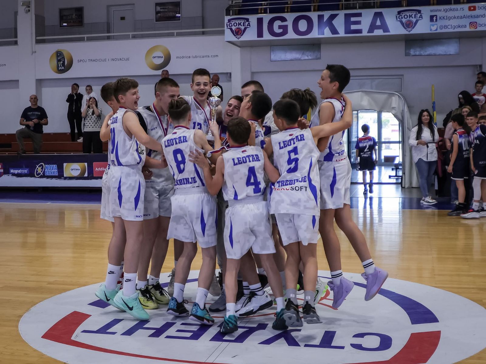 Slavlje mladih ko&scaron;arka&scaron;a.jpg