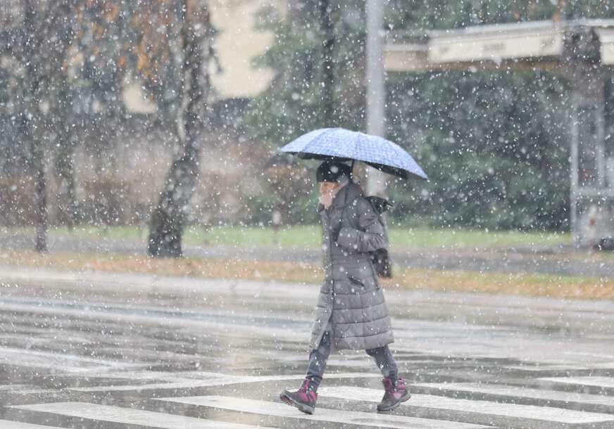 gradjani-vrijeme-snijeg-Banjaluka-foto-S-Pasalic-ringier-872x610 (1).jpg