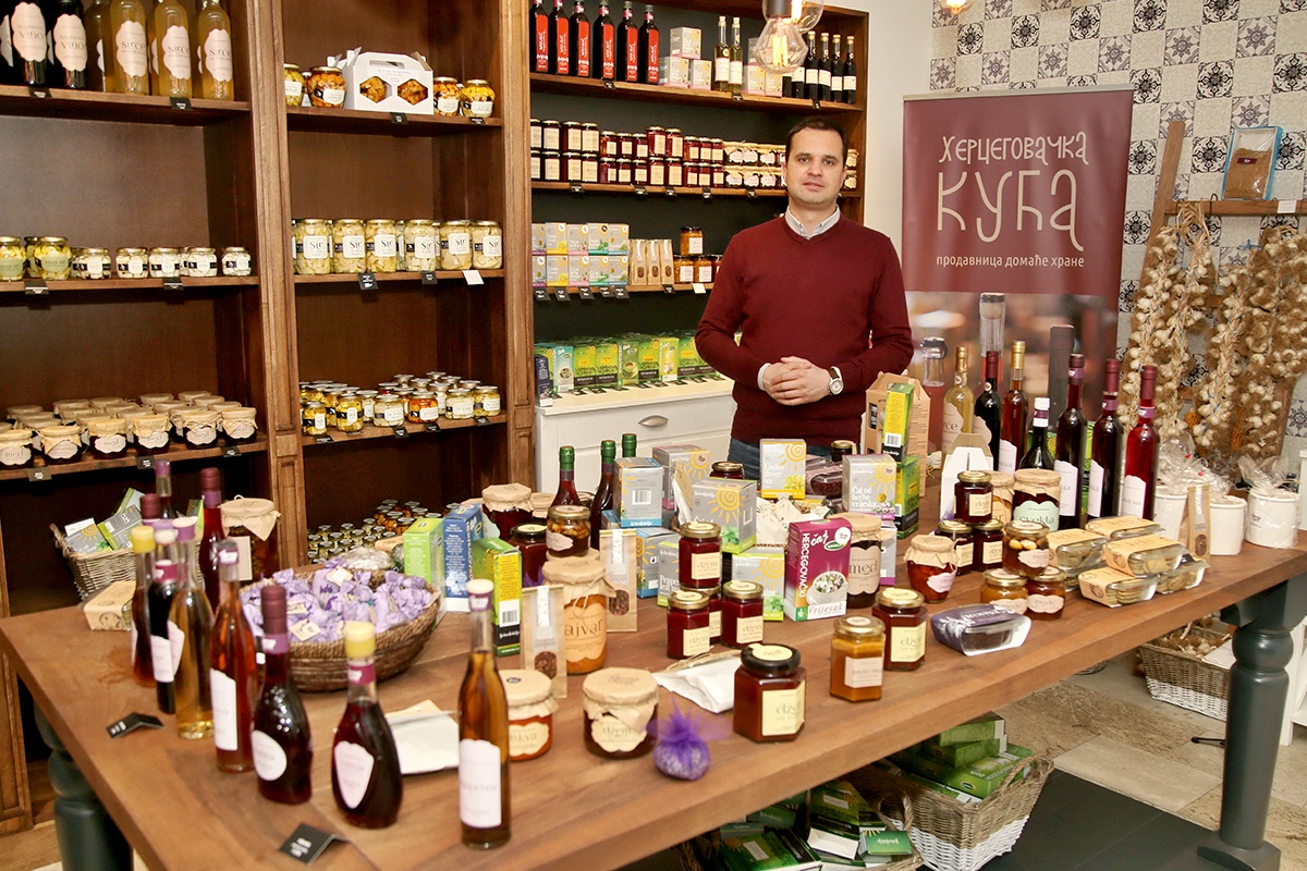 Veselin Dutina Hercegovacka kuca.jpg