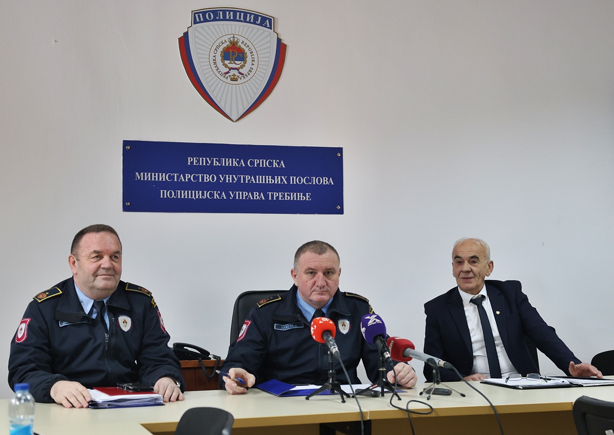 policija-pres.jpg