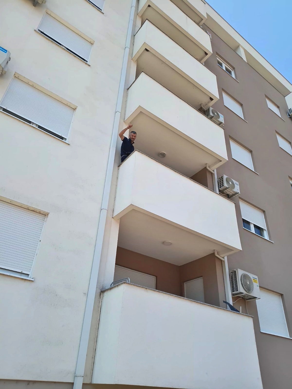 4534.jpg