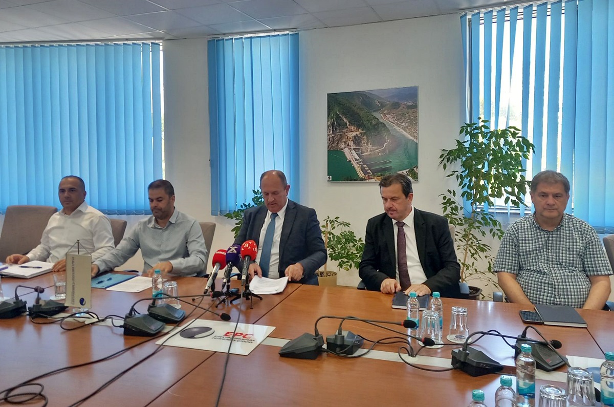 petrovic-konf.jpg