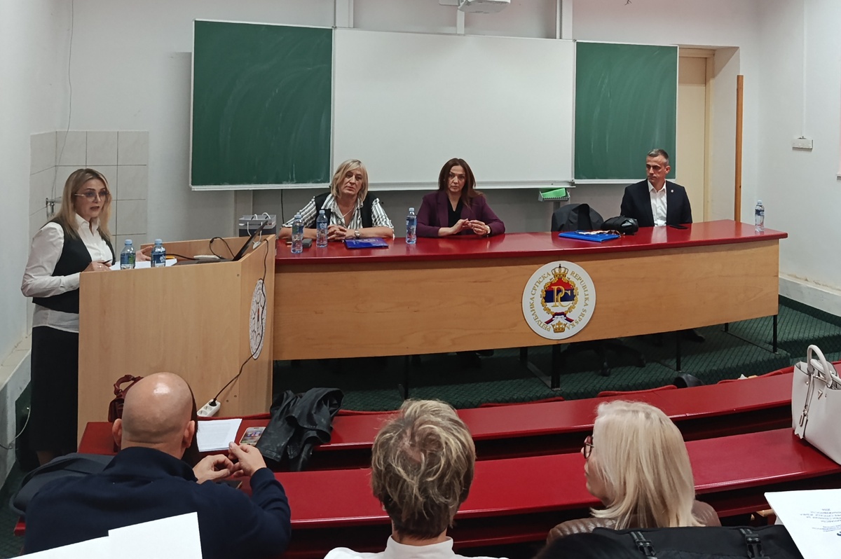 SEMINAR NASTAVNIKA 1.jpg