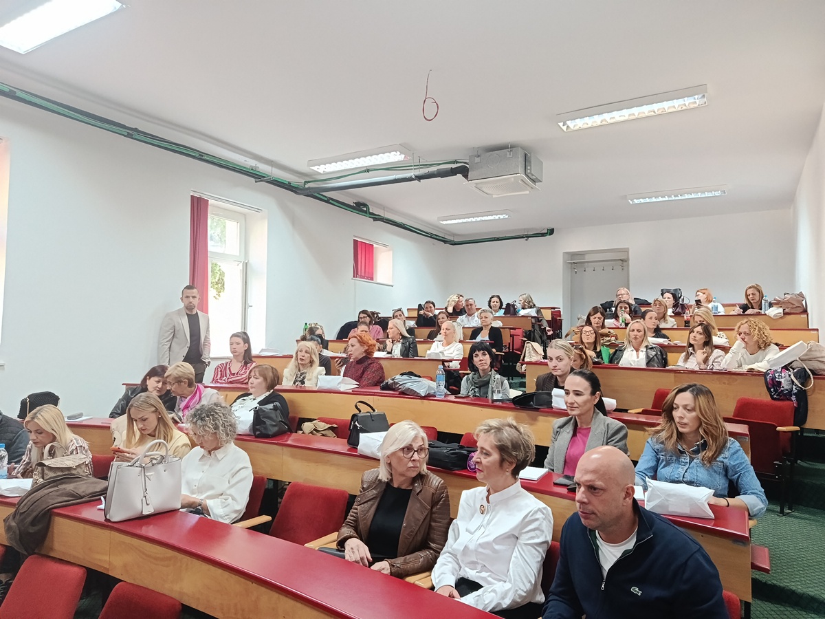 SEMINAR NASTAVNIKA 2.jpg