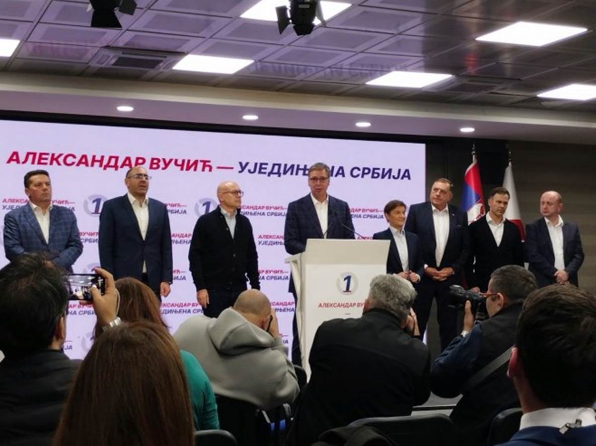 vucic-.jpg
