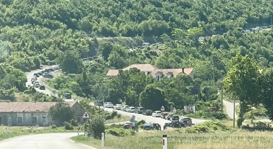 kolona-zupci.jpg